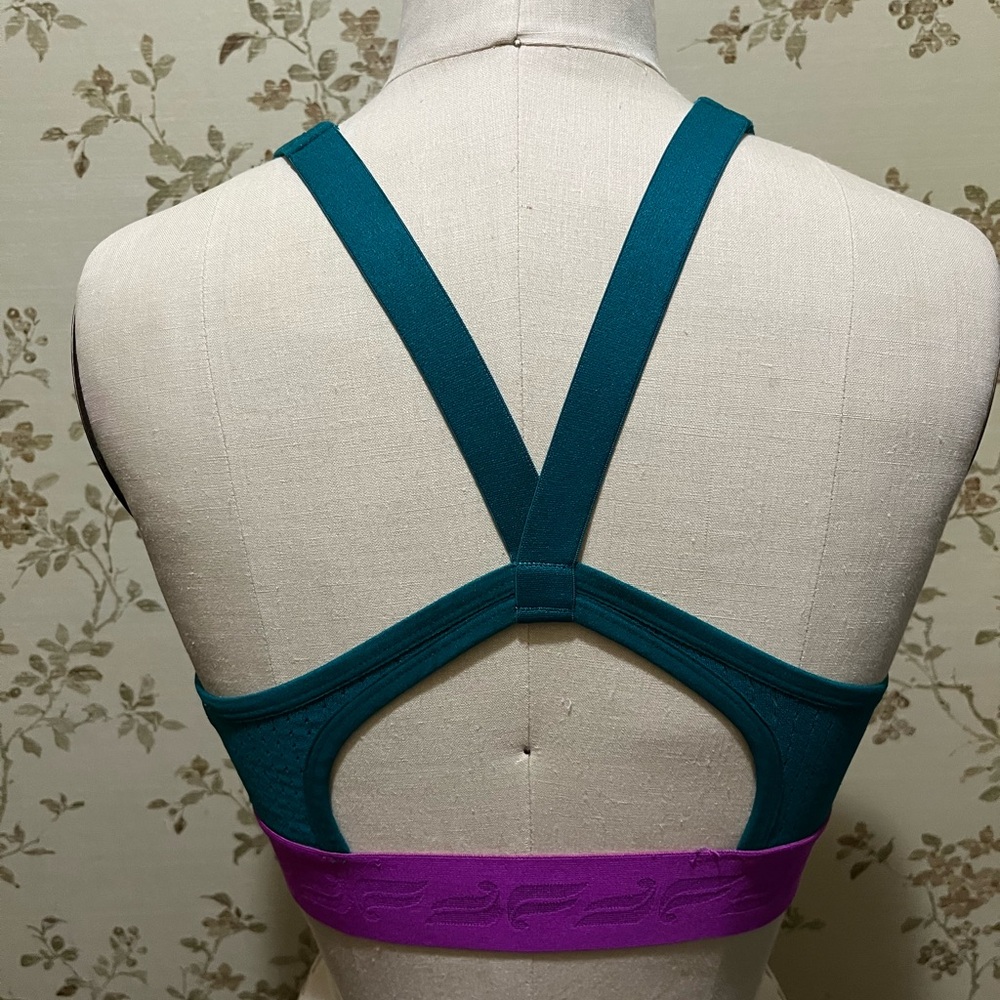 Fabletics Yoga Set - Picture 3 of 8